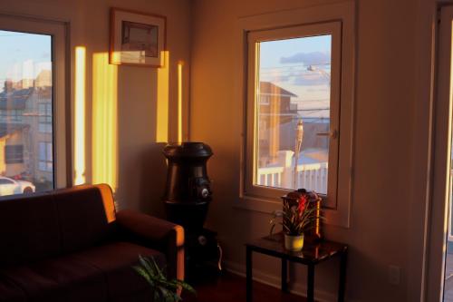 Cozy East Haven Apartment - Walk to Beach! in East Haven, USA