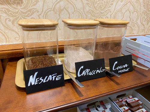 Gold Hotel & Apartments - image 10