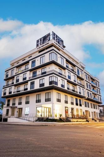 . REEC Machala by Oro Verde Hotels