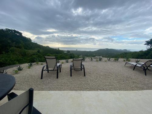 AYLA D - lovely Ocean view Studio in Flamingo