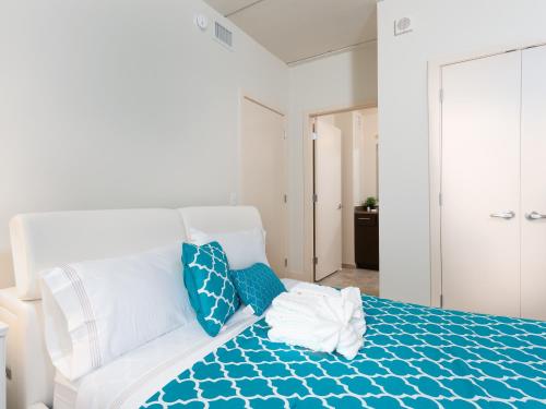 2BR 1BA Apartment near Rittenhouse Square apts in Philadelphia, USA