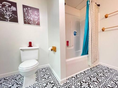 Three bedroom guest quarters on a cozy horse farm in Rutherfordton, USA