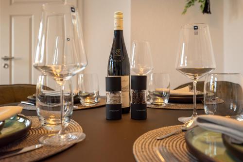 maremar - Style Apartment im Zentrum - Luxus Boxspringbett - Küche - Arbeitsplatz - Highspeed WLAN, Gera (foto 8)