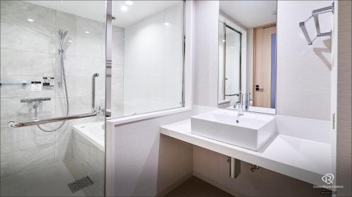 Daiwa Roynet Hotel Matsuyama Room Type - (ANNEX) Moderate Double - Non-Smoking