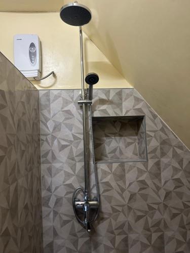 Dwarf Guest House Dwarf Guest House