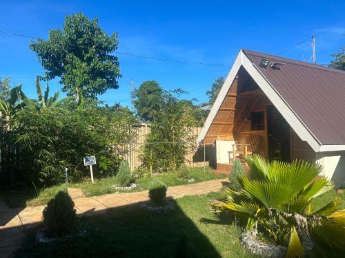 Dwarf Guest House Dwarf Guest House