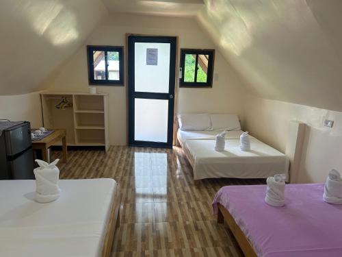 Dwarf Guest House Dwarf Guest House