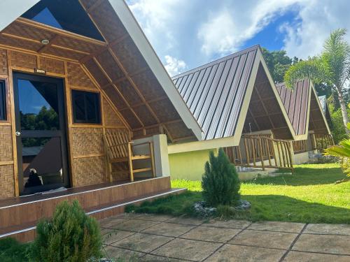 Dwarf Guest House Dwarf Guest House