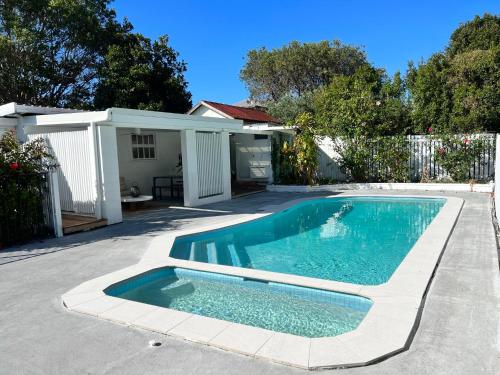 Modern Pool Oasis & Seaside Abode