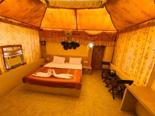 2 double beds