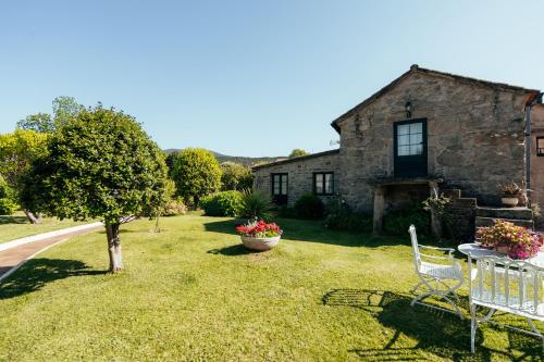 Os Migueliños in Catoira