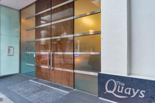 Comfortable & Cozy - Newly Furnished 'Quays' Share Save Comfortable & Cozy - Newly Furnished 'Quays' Share Save