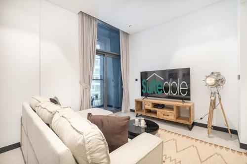 Ranch Living 1 bedroom apartment in Business Bay by Suiteable, Dubai