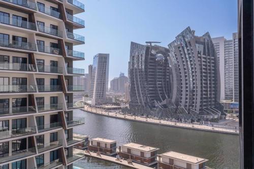 Ranch Living 1 bedroom apartment in Business Bay by Suiteable, Dubaj (fotografie 2)