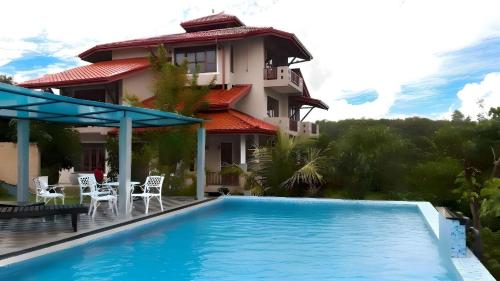 Green View Villa