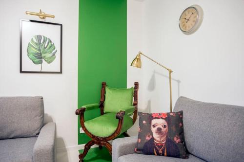Heart of Warsaw Apt- Centre! Old Town 5' walk 4