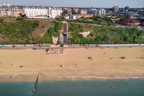 Bournemouth Highcliff Marriott Hotel - image 11