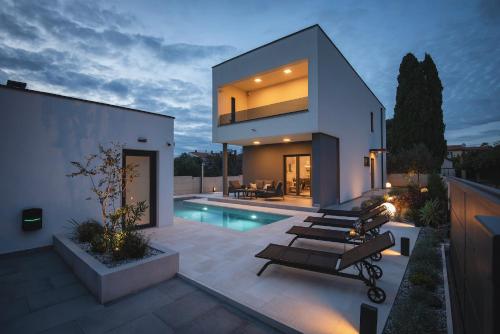 Vila Eia, Pula (photo 2)