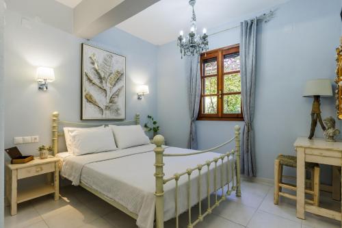 Yianna Cottage Studios - image 4