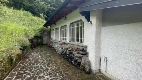  Vale House in Faidello