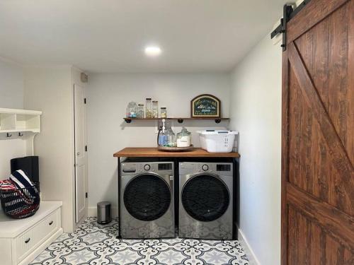 Lookout at Pleasant Bay with a private beach Lookout at Pleasant Bay with a private beach