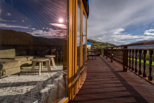 GÓRSKI GLAMPING - Całoroczne jurty z widokiem