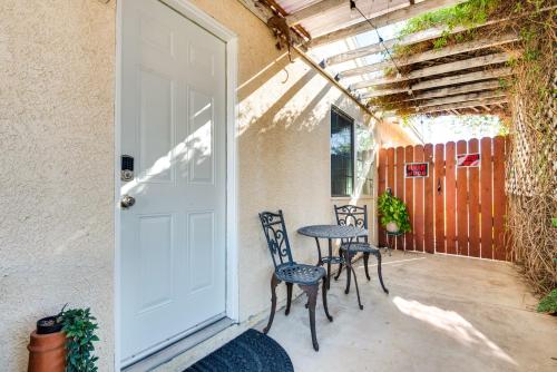 Cozy Simi Valley Studio Less Than 10 Mi to Hiking and Golf in Simi Valley, USA