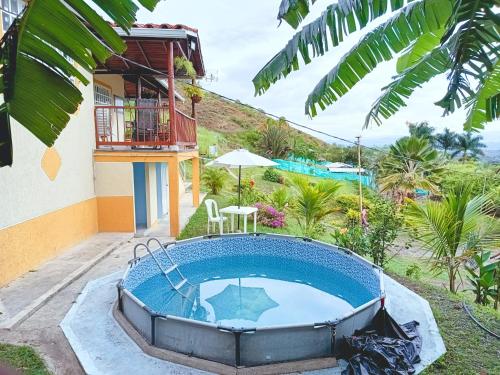 Apkārtne, Hospedaje casa campestre in Roldanillo