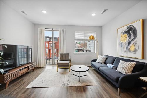 Luxurious Condo with Rooftop and Parking near University City in Philadelphia, USA