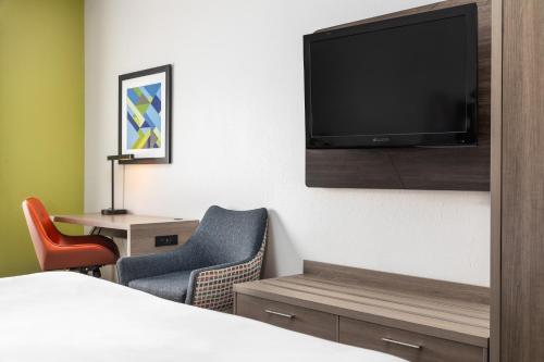 Holiday Inn Express Hotel & Suites Chattanooga-Lookout Mountain