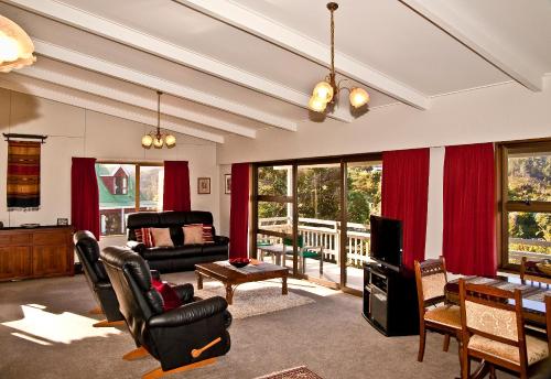 High Tides in Tutukaka