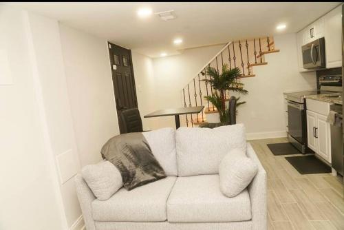 1 Bed 1 Bath Suite in Washington, USA