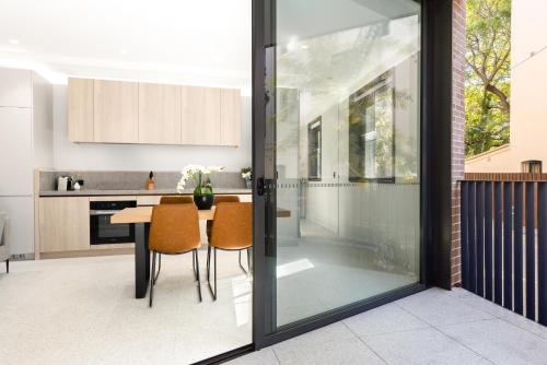 The 249 Apartments by Urban Rest - image 11