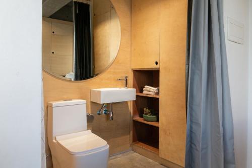HomeBase Apartment Hotel Room Type - Economy Double Room