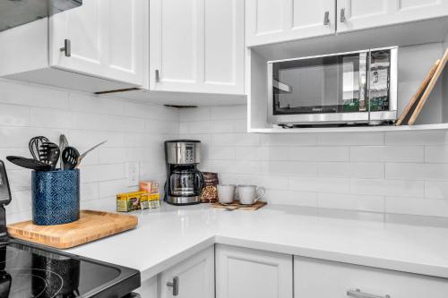 Family Fun Beach Villa Near the Intercoastal! in West Palm Beach, USA