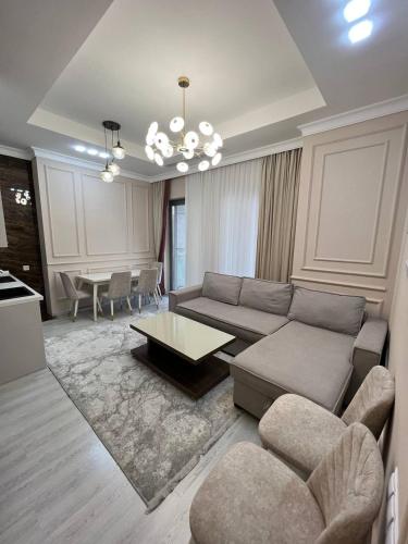 Creed Apartment Mirabad Avenue