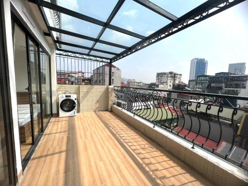 Shared lounge/TV area, Era Apartment Trung Liet near So Crossroad