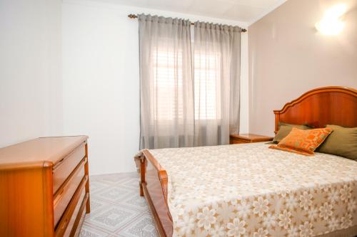 Central Lloret de Mar Apartment Modern Comfort City Views - image 4