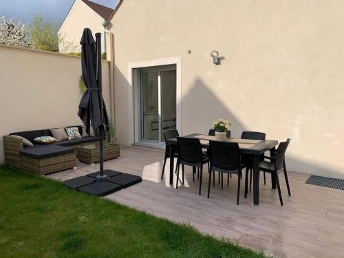 Балкон/тераса, L'Etoile MC / Maison à 30min de Paris (L'Etoile MC / Maison a 30min de Paris) in Cormeilles-en-Parisis