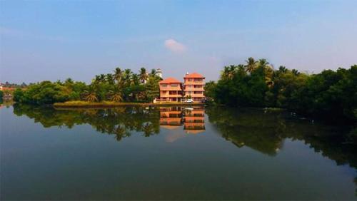 VJ VILLA APARTMENTS COCHIN