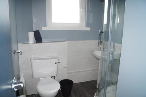 Garnock 3 - Apartment - Beith