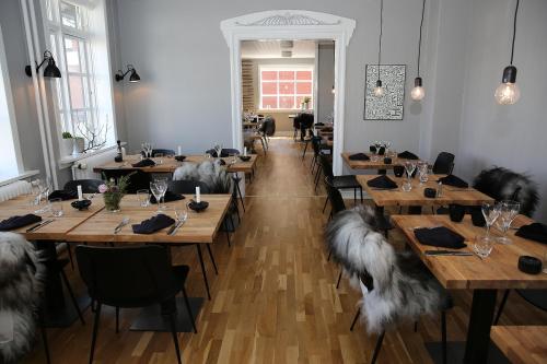 餐廳, 瑞柏格酒店 (Refborg Hotel) in 比隆