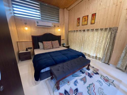 Double Room with Park View image 10