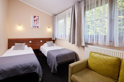 2 twin beds