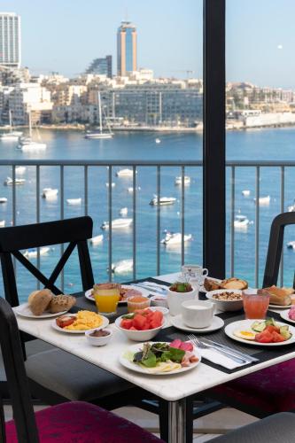 Plaza Regency Hotels - image 5