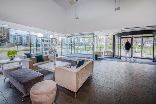 Hotel at Conference Aston - image 8