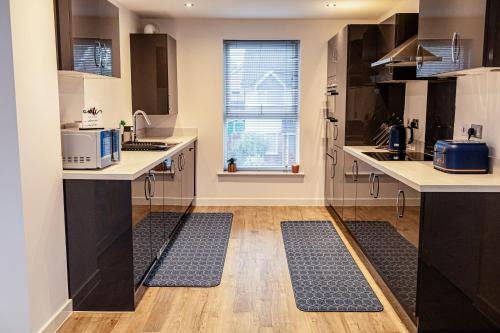 Beautifully Fab 3 bedroom 4 beds New home 8 guests Stretford Trafford, Manchester (fotografie 3)