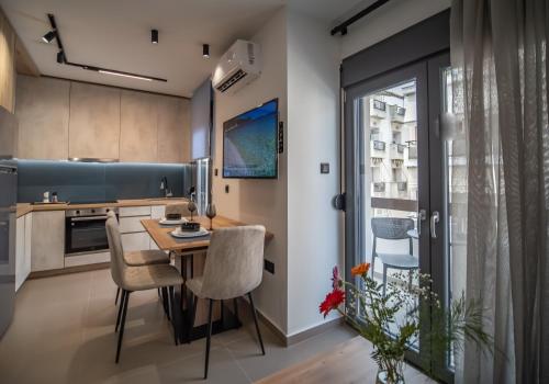 One-Bedroom Apartment image 9