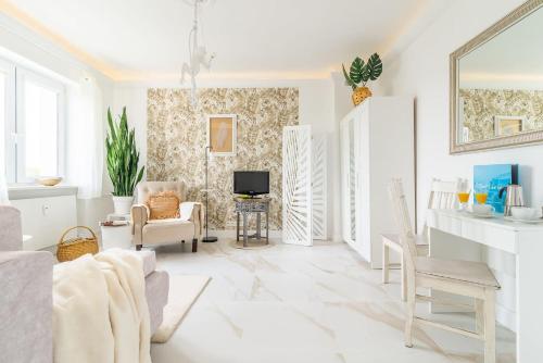 Plac Inwalidów 10 - Aesthetic Apartment by Noclegi Renters, Varšava
