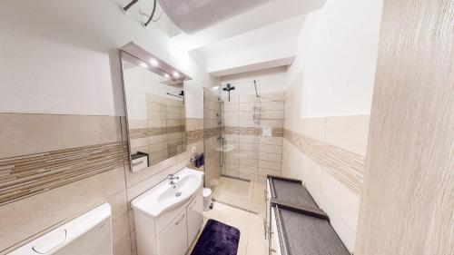 Chaplin Apartment - Free Garage Parking, Liubliana (foto 4)